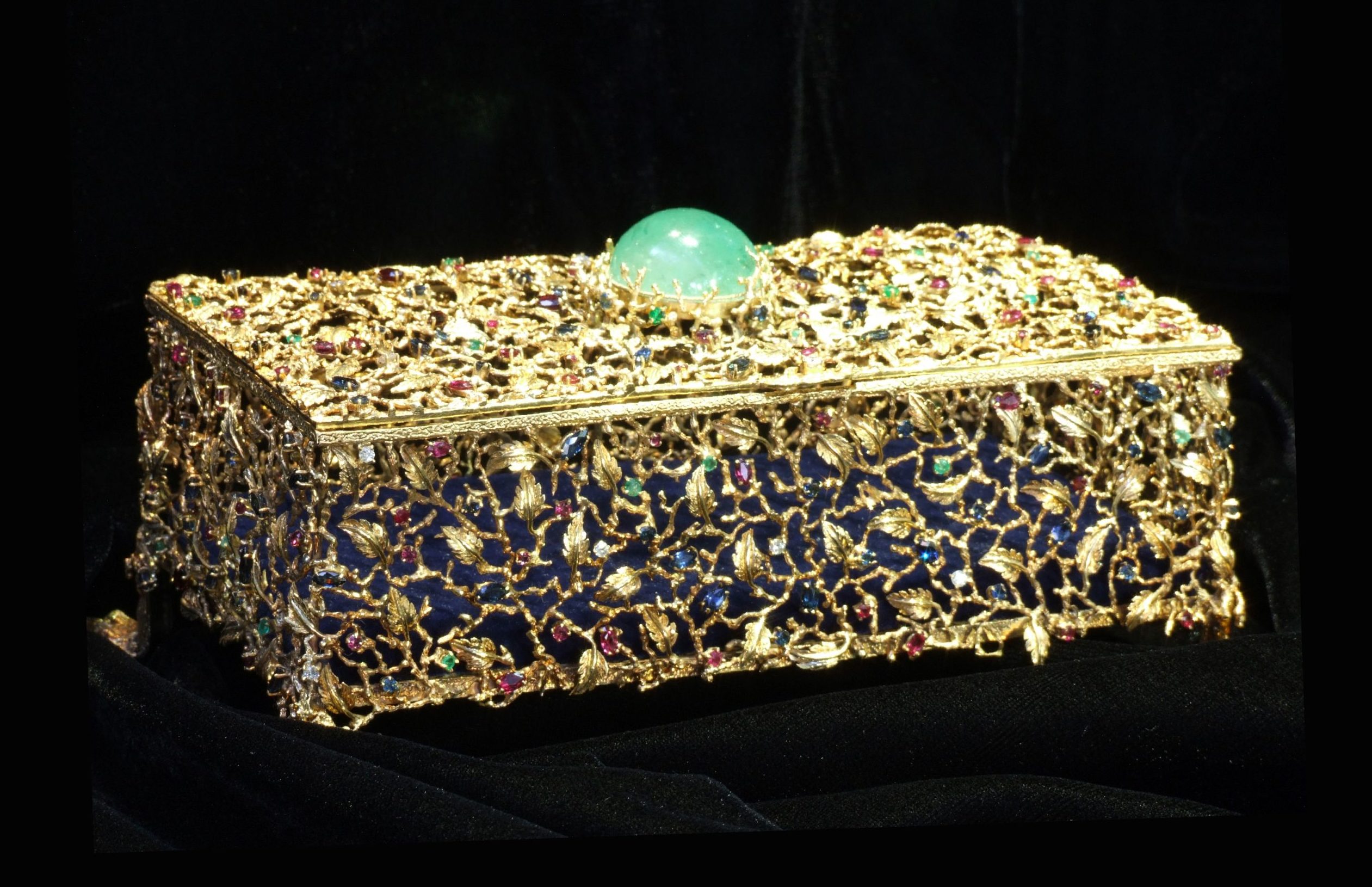 Gem-encrusted turquoise box